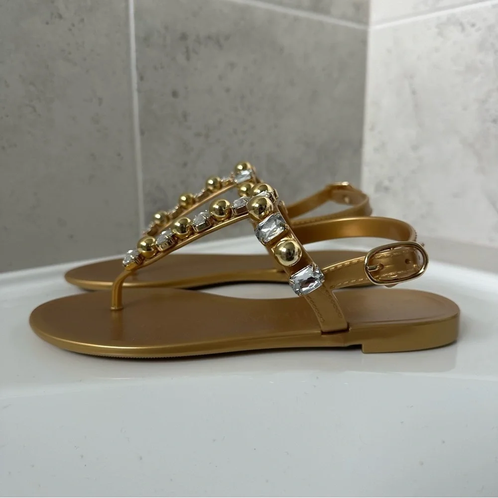 Stuart Weitzman Goldie Crystal Jelly Sandal Size 4